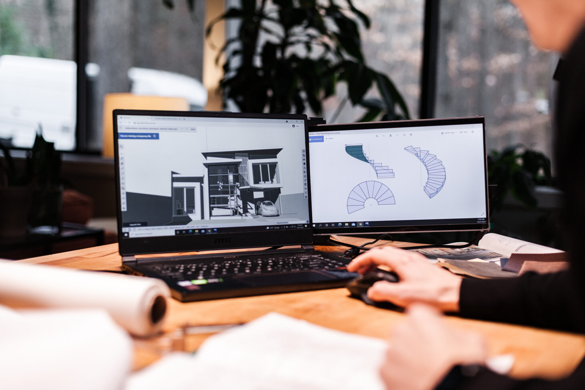 Mobile Pixels TRIO front view